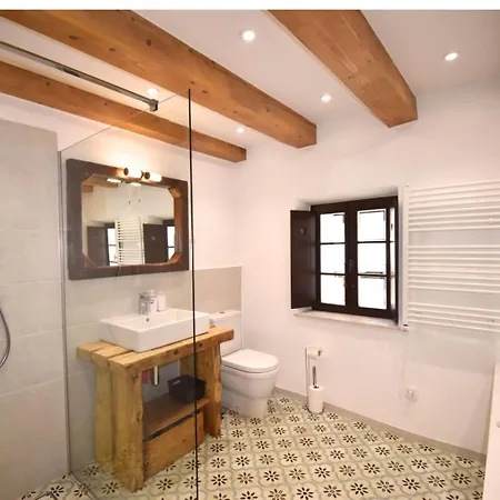 Escape To House * Bohinj