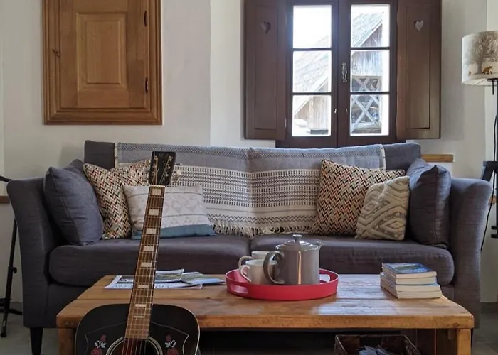 Escape To House 別荘 ボーヒニ